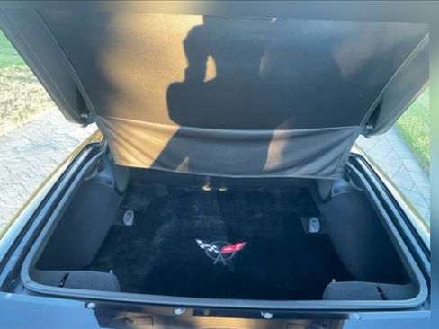 Used 1997 Chevrolet Corvette Coupe w/ Memory Pkg image 5