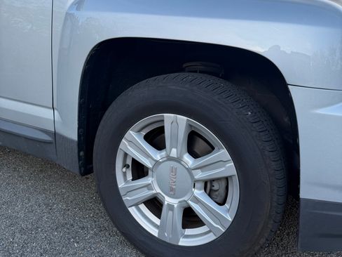 Used 2016 GMC Terrain SLE image 10