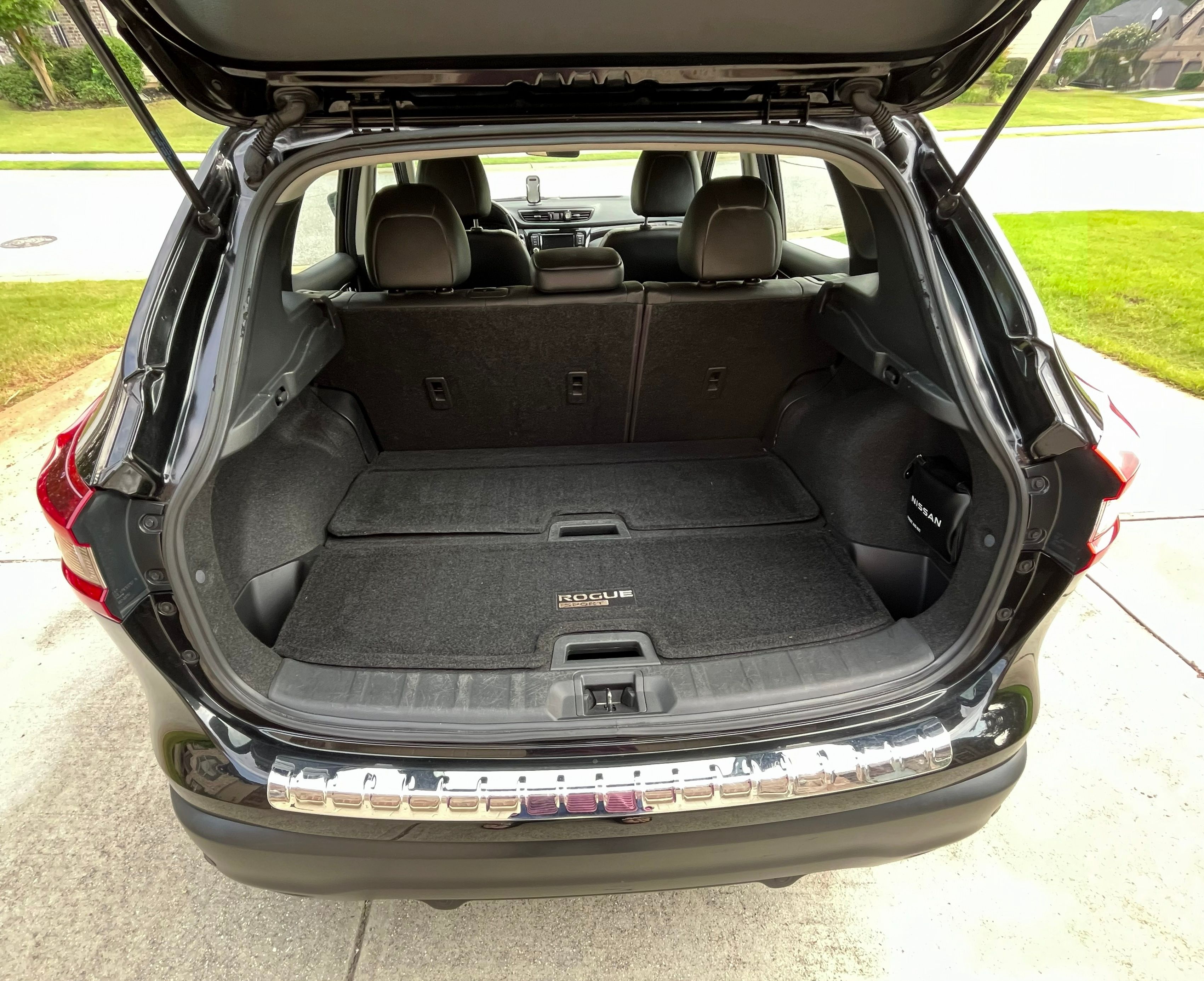 Used 2022 Nissan Rogue Sport SV w/ Technology Package AWD/4WD image 15