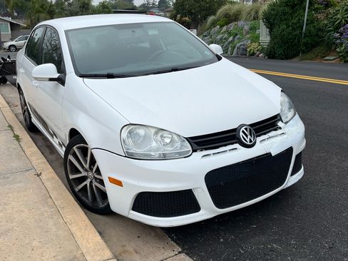 Used 2010 Volkswagen Jetta TDI Cup image 1