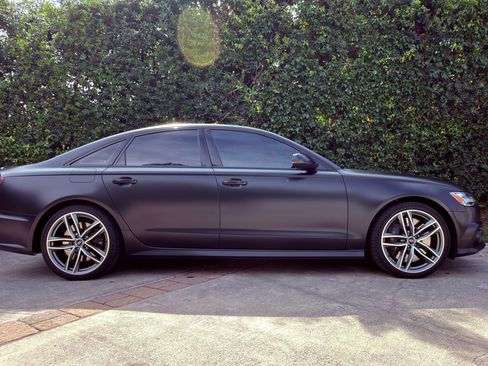 Used 2018 Audi S6 Premium Plus w/ Driver Assistance Package image 1