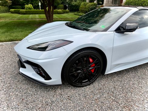 Used 2023 Chevrolet Corvette Stingray Preferred Cpe w/ Z51 Performance Package RWD image 23