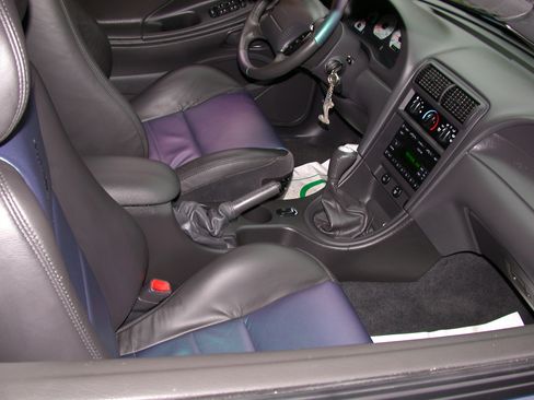 Used 2004 Ford Mustang Cobra image 8