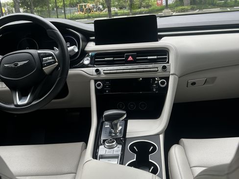 Used 2025 Genesis G70 2.5T AWD/4WD image 16