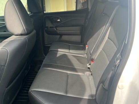 Used 2024 Honda Ridgeline RTL image 10