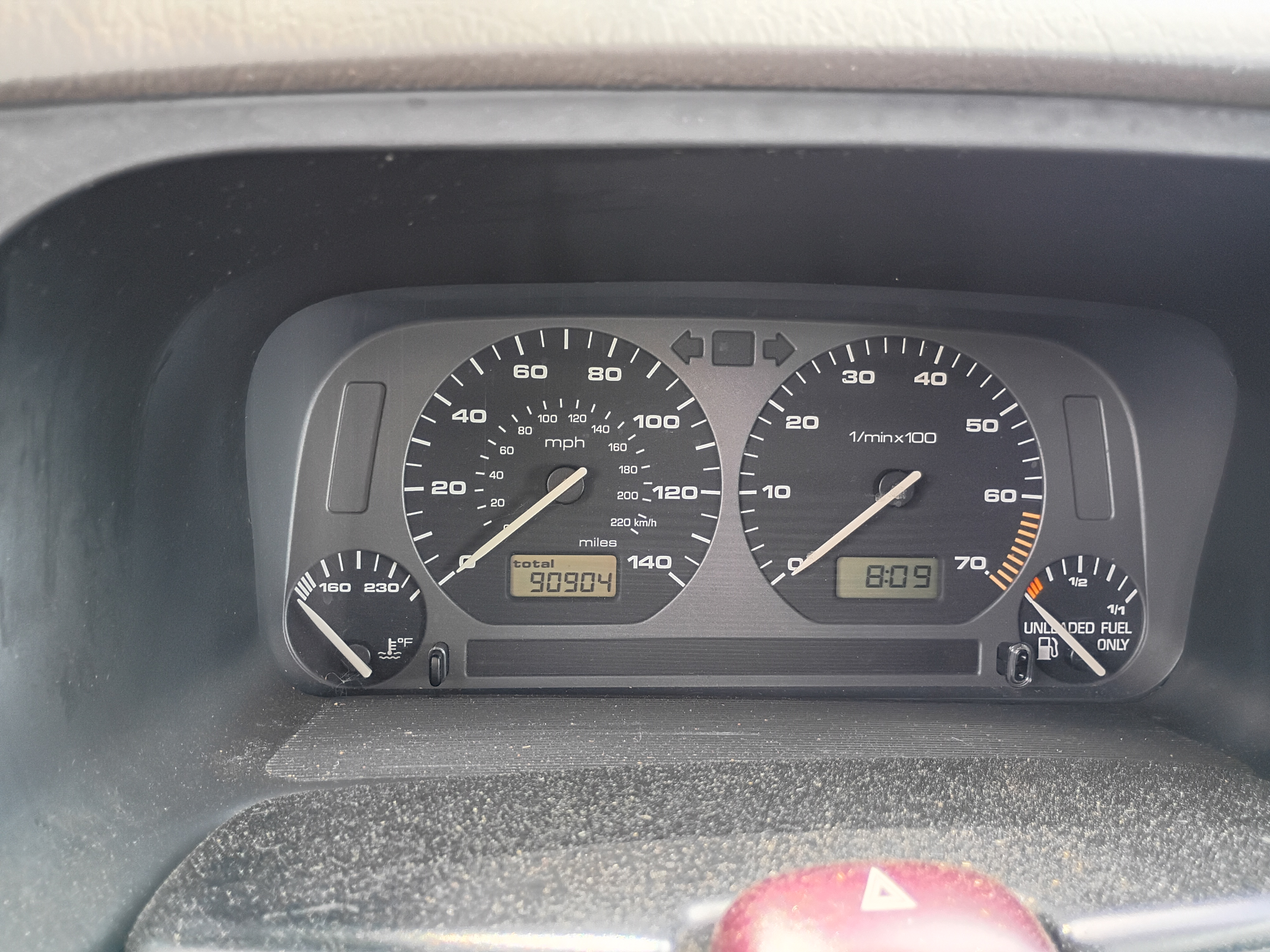 Used 1998 Volkswagen Cabrio FWD image 4