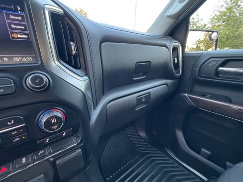 Used 2019 Chevrolet Silverado 1500 LT w/ All-Star Edition AWD/4WD image 19