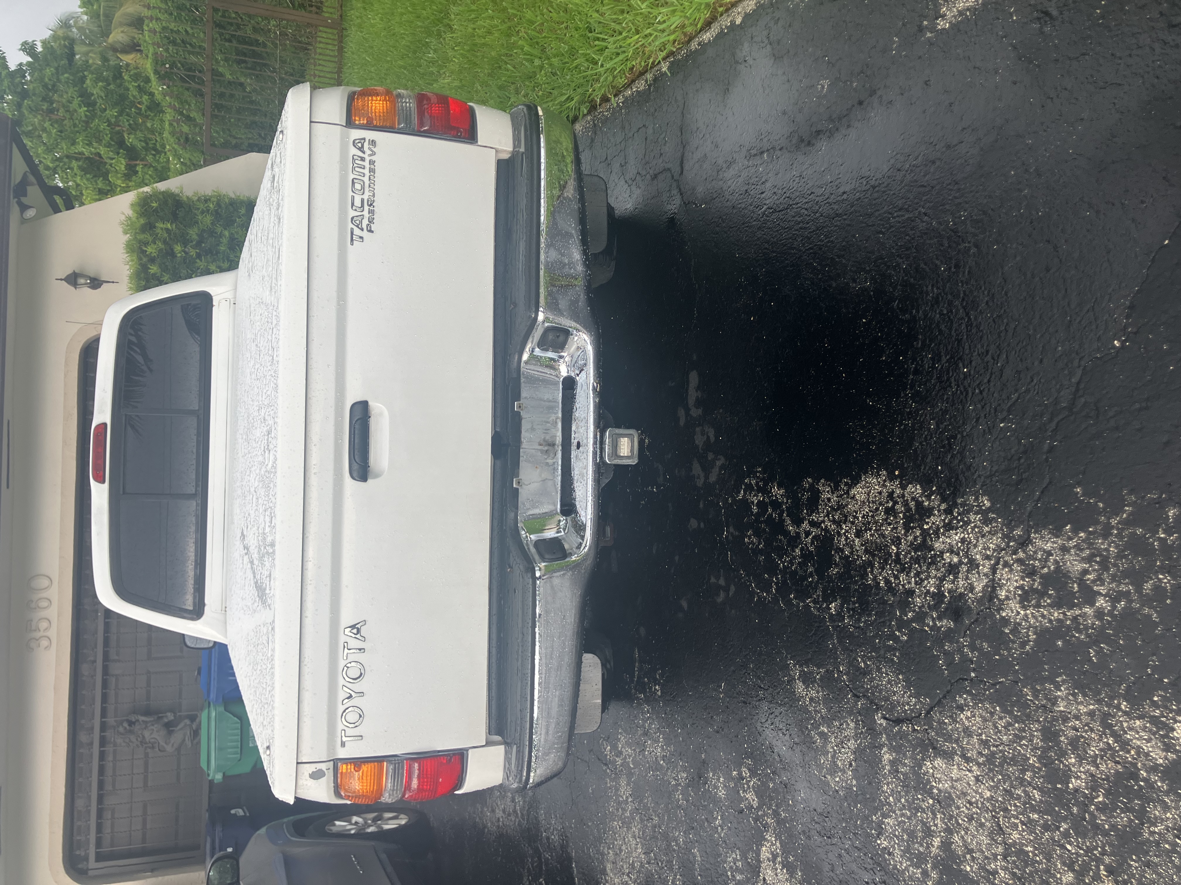 Used 2004 Toyota Tacoma PreRunner RWD image 5