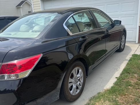 Used 2012 Honda Accord LX image 9