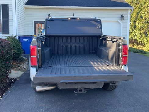 Used 2025 Toyota Tacoma TRD Sport image 6