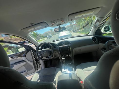Used 2015 Buick Enclave Convenience FWD image 25
