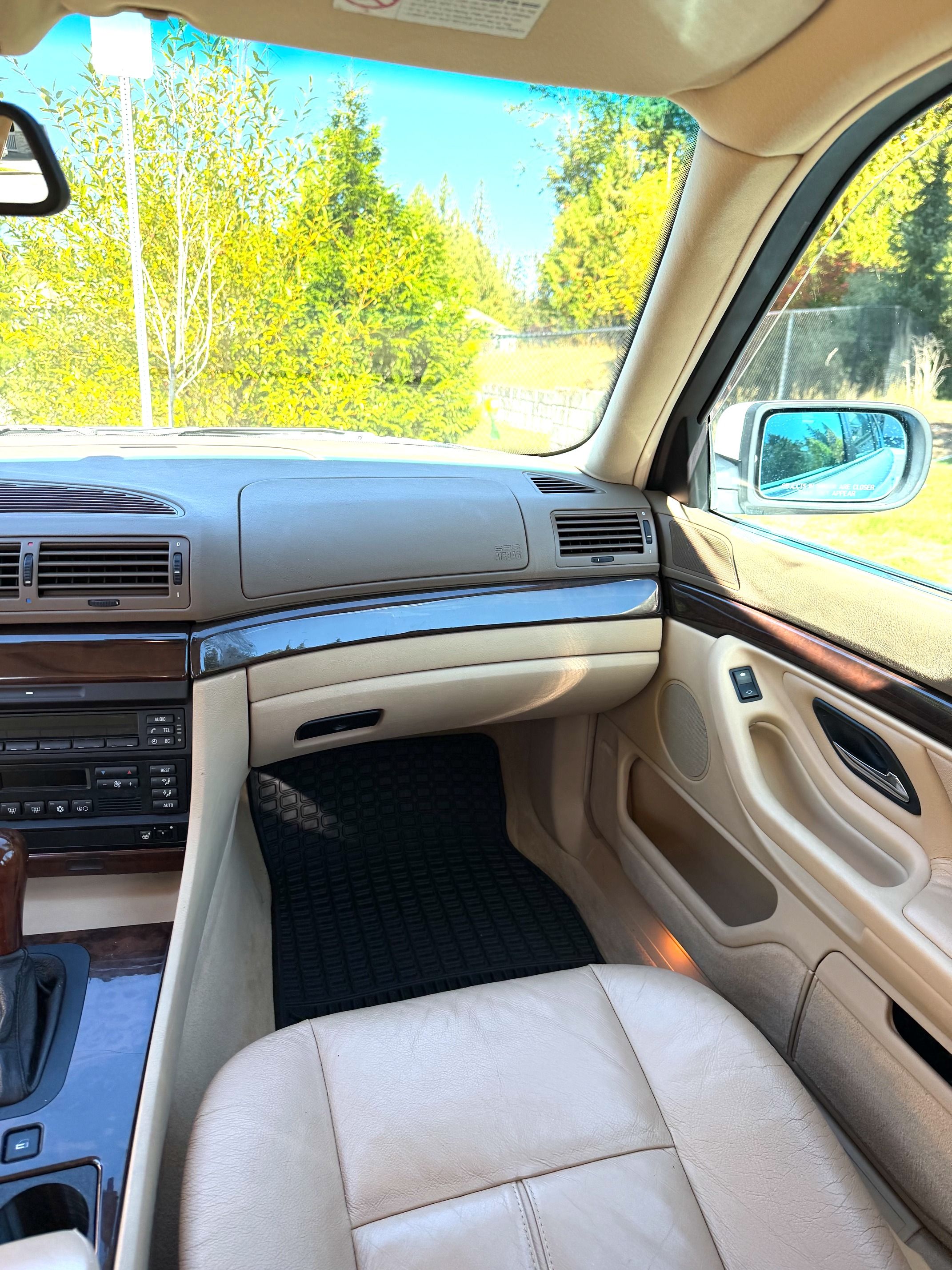 Used 1998 BMW 740i RWD image 8