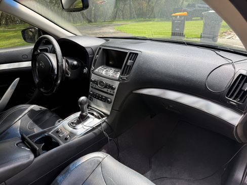 Used 2013 INFINITI G37 Convertible w/ Premium Pkg RWD image 10