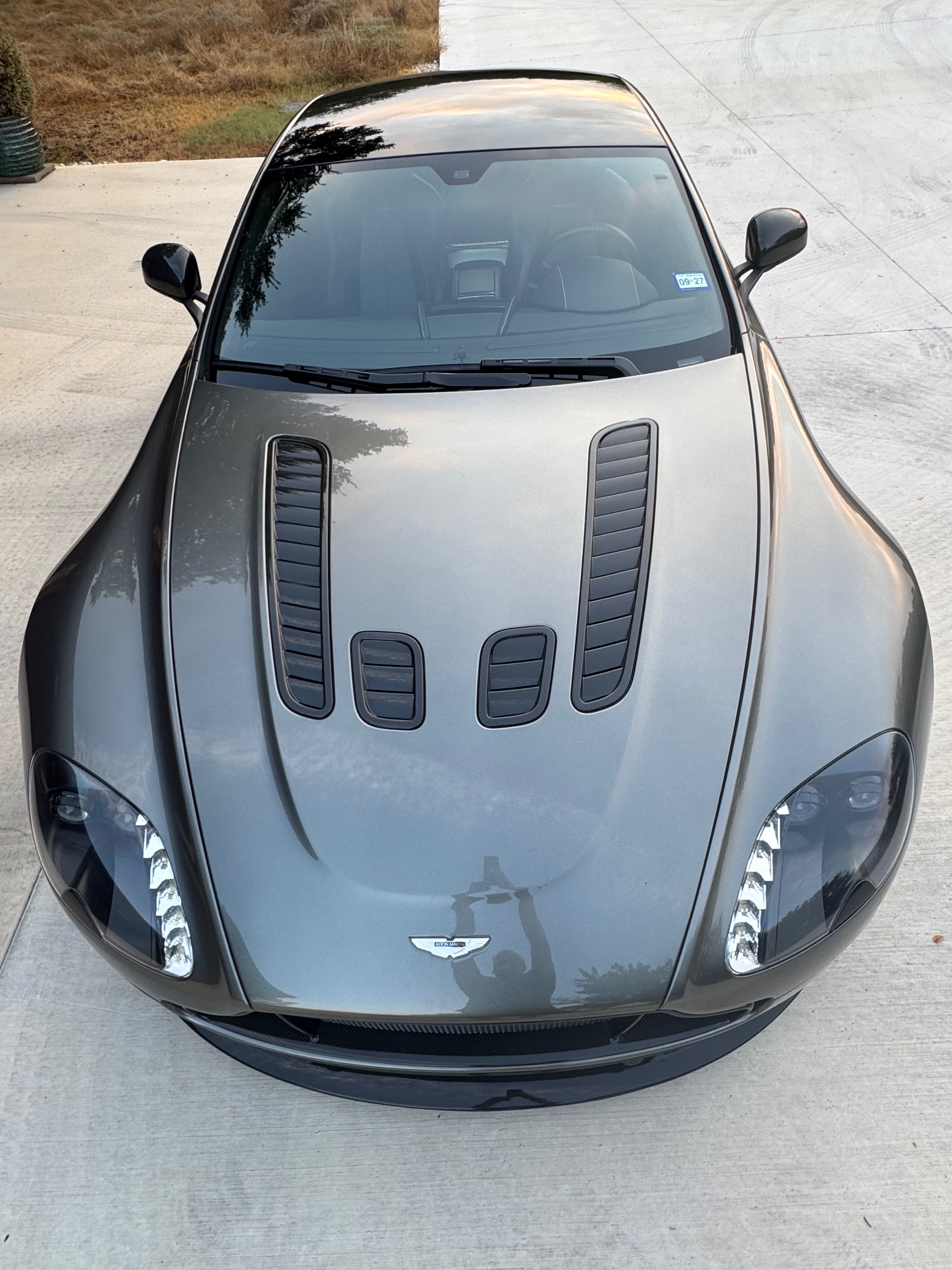 Used 2016 Aston Martin V12 Vantage S RWD image 8