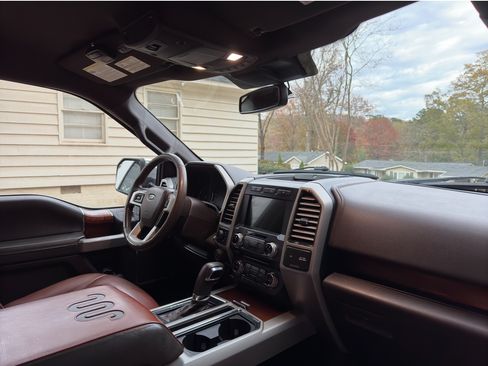 Used 2018 Ford F150 King Ranch w/ Equipment Group 601A Luxury image 8