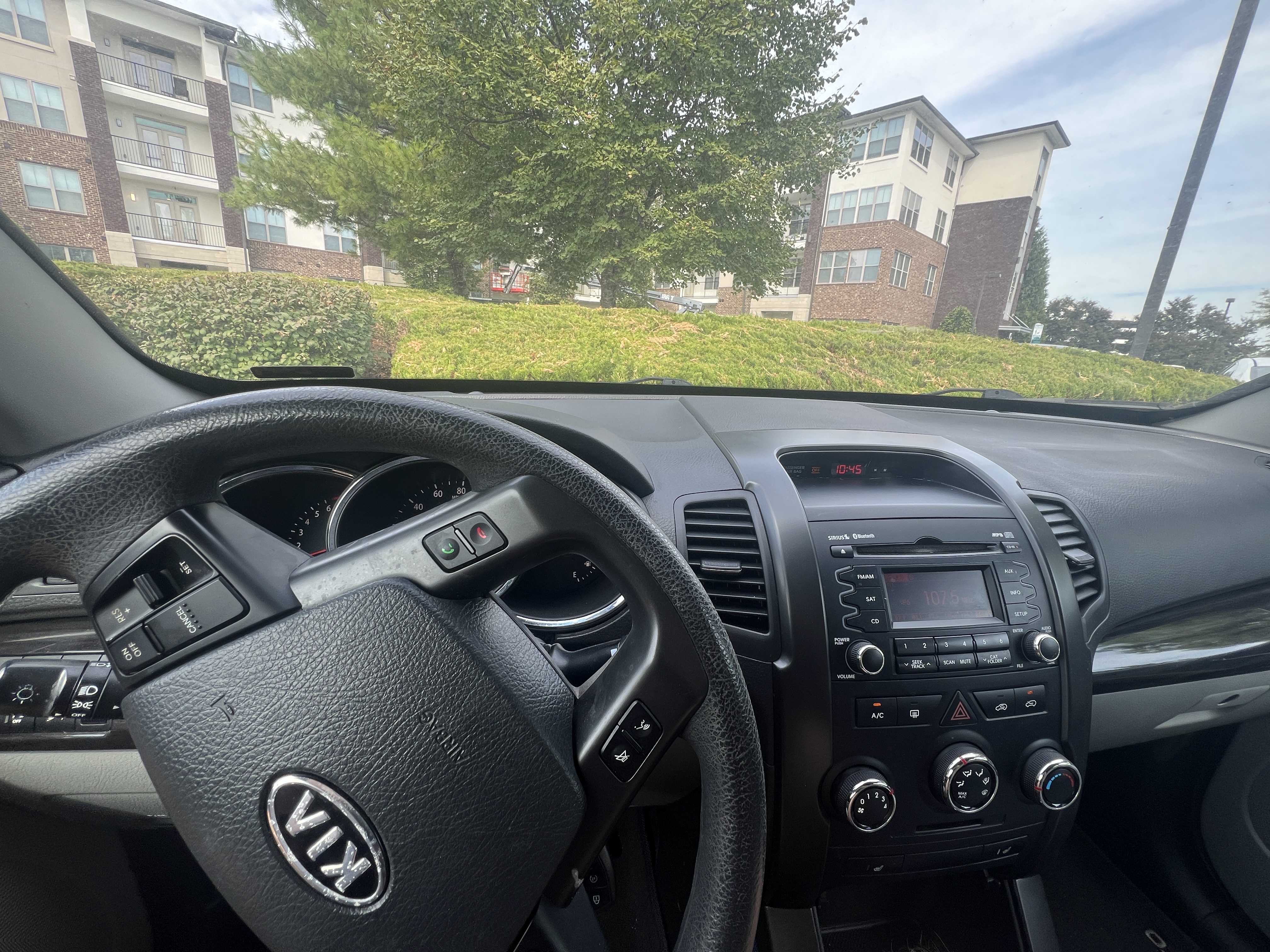 Used 2011 Kia Sorento 2WD w/ Convenience Pkg image 10
