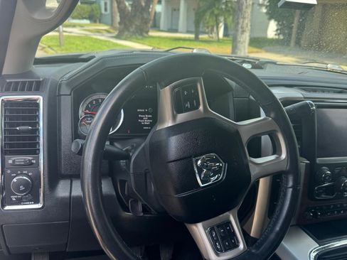 Used 2018 RAM 3500 Laramie AWD/4WD image 5