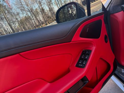 Used 2014 Aston Martin Vanquish Coupe image 26