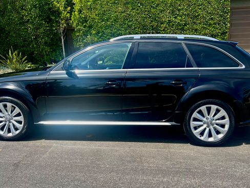 Used 2016 Audi A4 Premium Plus w/ Technology Package AWD/4WD image 2