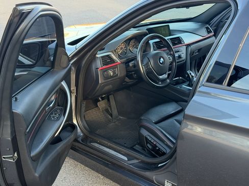 Used 2013 BMW 328i xDrive Sedan AWD/4WD image 9