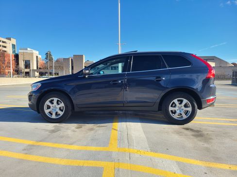 Used 2012 Volvo XC60 3.2 image 1