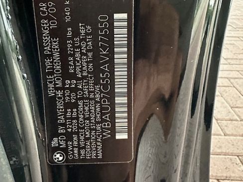 Used 2010 BMW 128i Coupe image 17