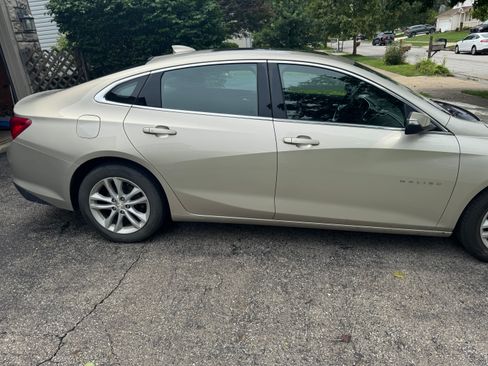 Used 2016 Chevrolet Malibu LT FWD image 5