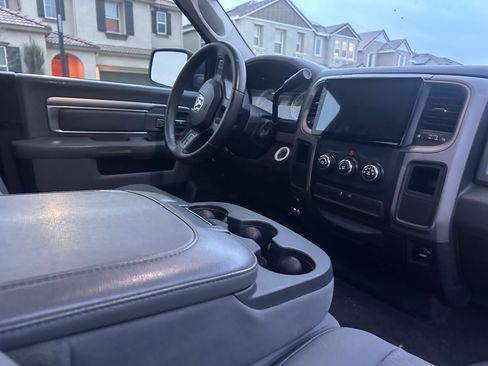 Used 2014 RAM 1500 Express image 11