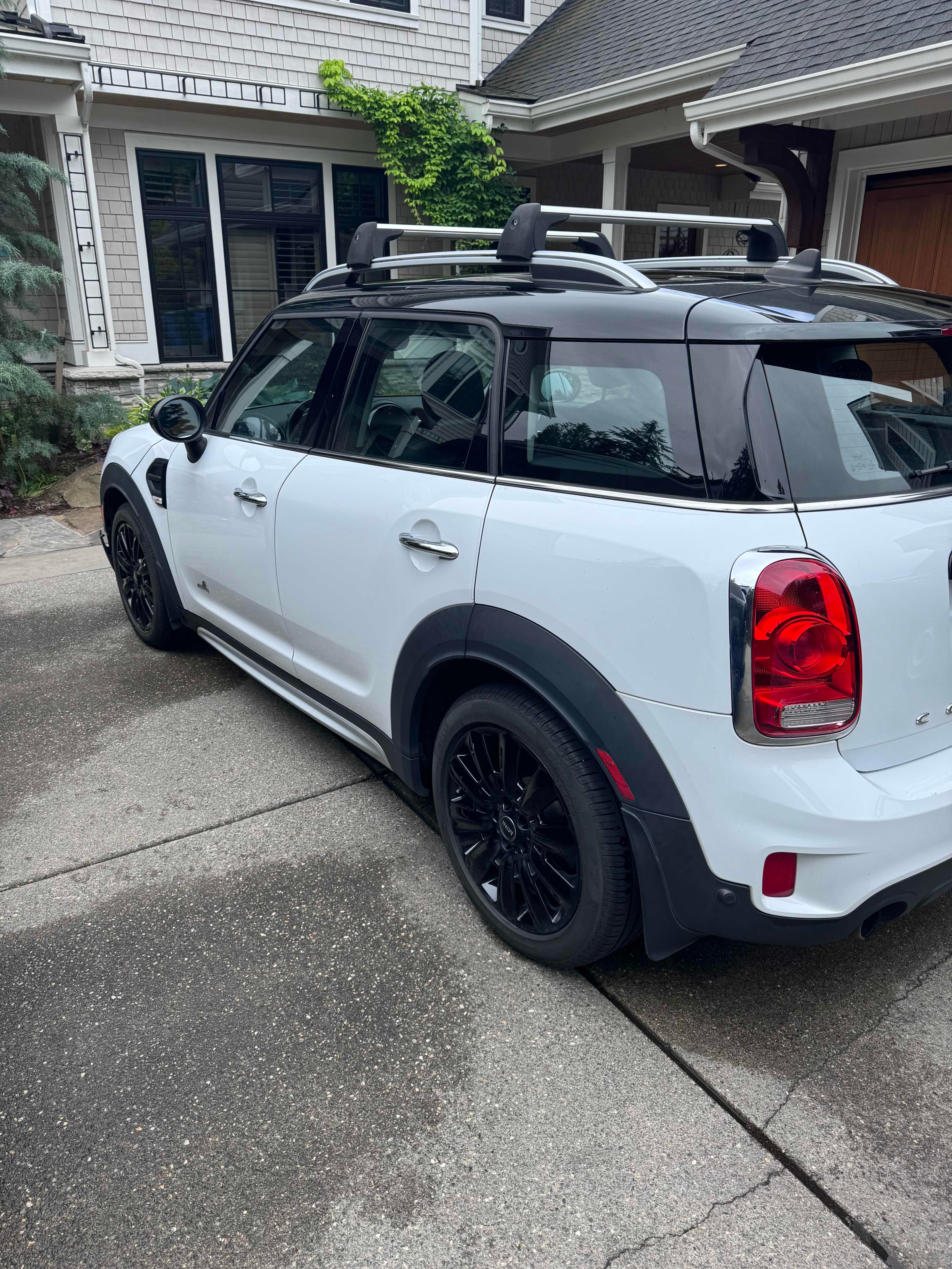 Used 2018 MINI Cooper Countryman ALL4 AWD/4WD image 8
