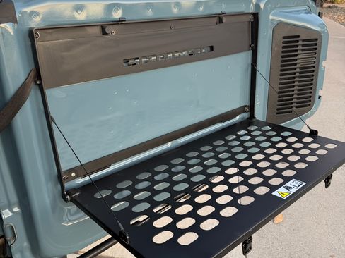 Used 2022 Ford Bronco Wildtrak image 14