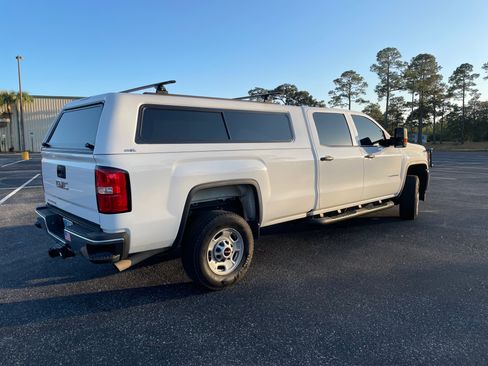 Used 2019 GMC Sierra 2500 4x4 Crew Cab w/ Sierra Convenience Package image 5