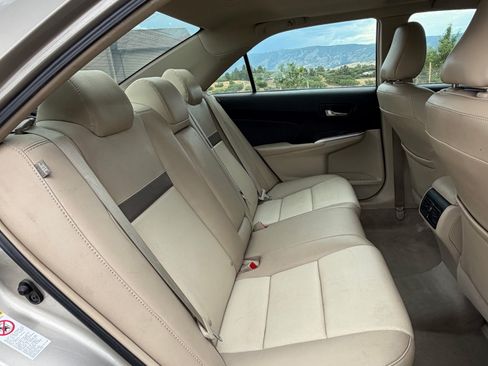 Used 2014 Toyota Camry XLE w/ Leather Package FWD image 14