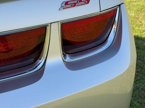 Used 2012 Chevrolet Camaro SS image 13