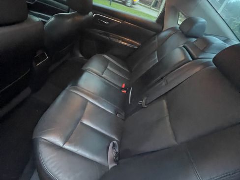 Used 2014 Nissan Altima 2.5 SL w/ Technology Package FWD image 25