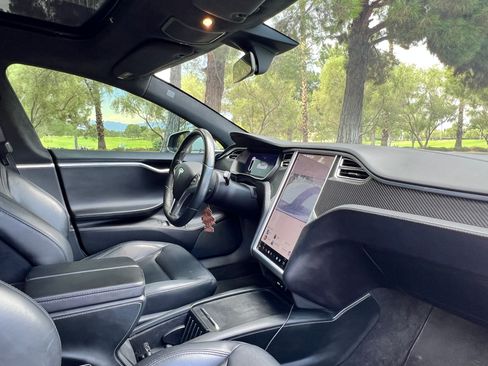 Used 2016 Tesla Model S 60D image 20