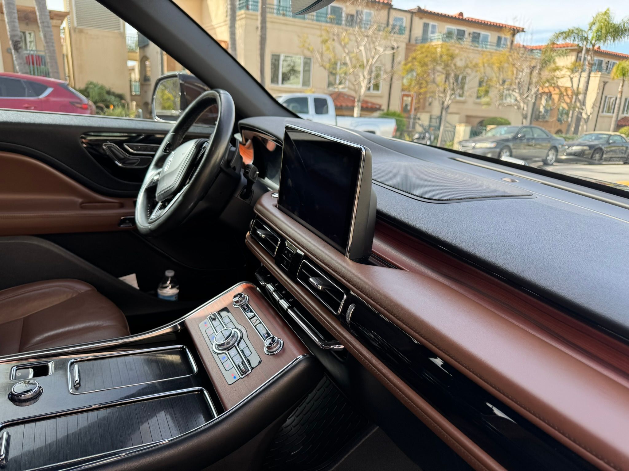 Used 2023 Lincoln Aviator Reserve w/ Equipment Group 201A RWD image 20