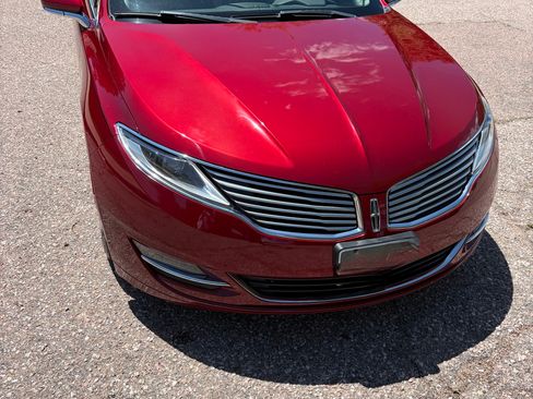 Used 2013 Lincoln MKZ AWD image 1
