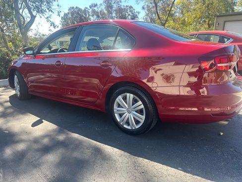 Used 2017 Volkswagen Jetta S image 11