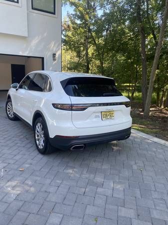 Used 2019 Porsche Cayenne AWD/4WD image 4