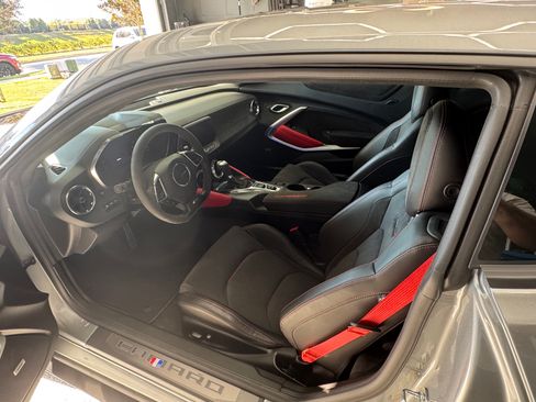 Used 2023 Chevrolet Camaro ZL1 RWD image 10