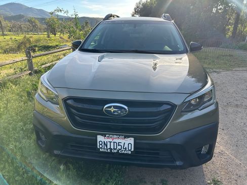 Used 2020 Subaru Outback Onyx Edition XT w/ Popular Package #2 image 5