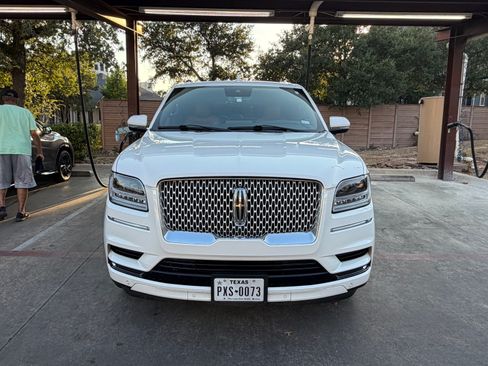 Used 2021 Lincoln Navigator L Reserve RWD image 4