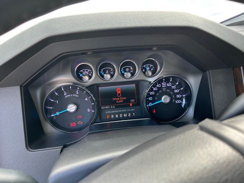 Used 2015 Ford F350 Lariat w/ Lariat Ultimate Package image 4