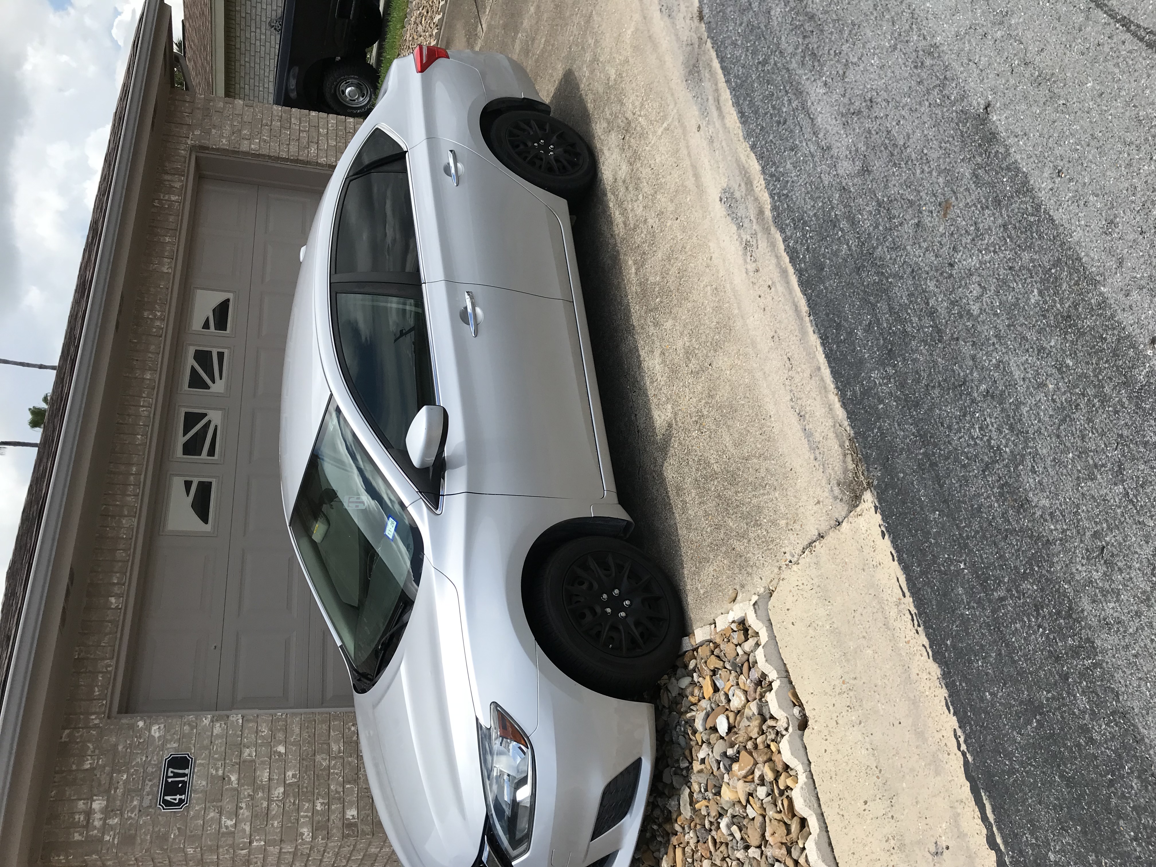 Used 2016 Nissan Sentra SV FWD image 5