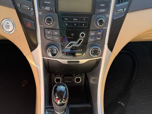 Used 2013 Hyundai Sonata Limited image 9