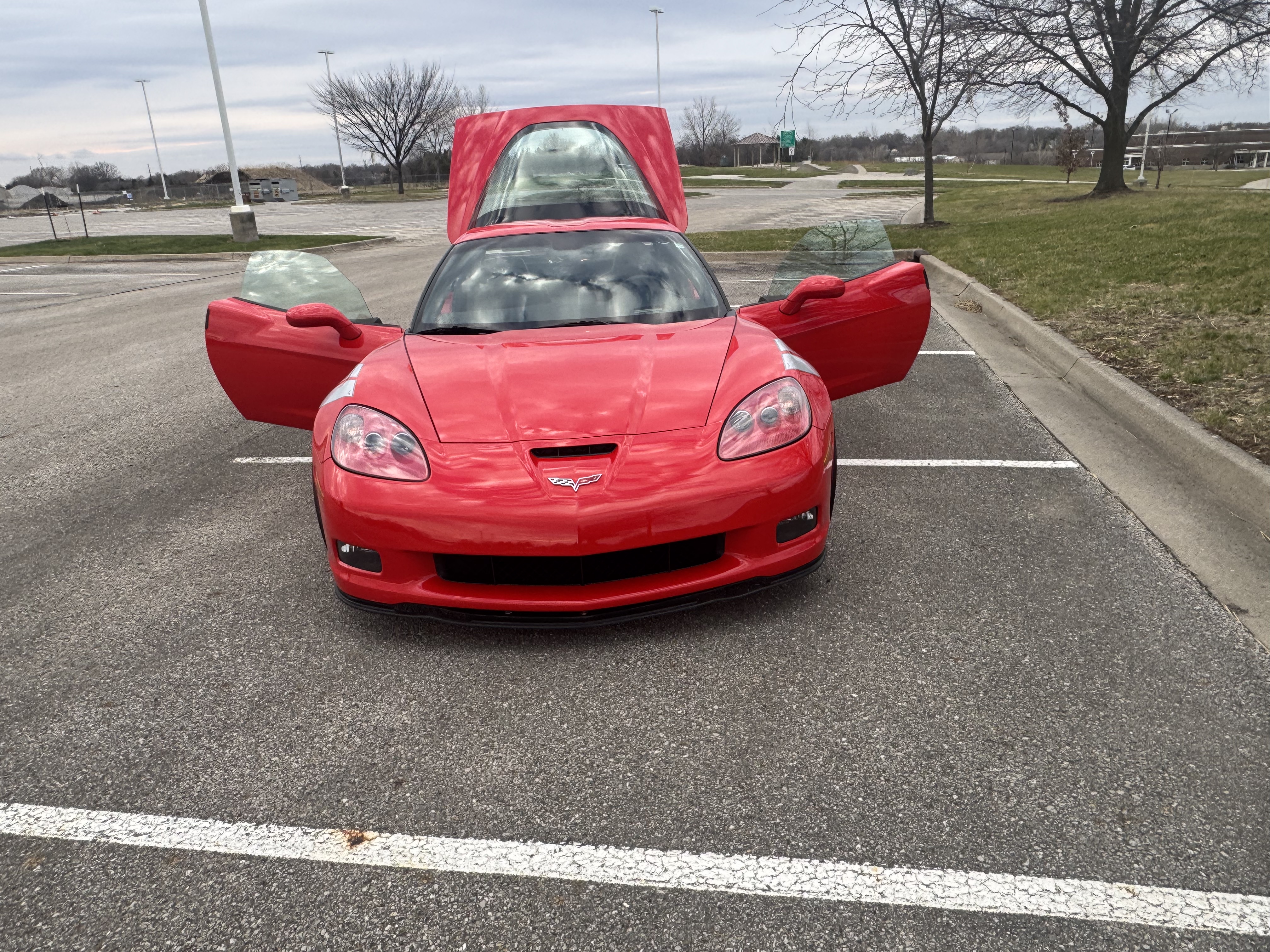 Used 2012 Chevrolet Corvette Grand Sport w/ 2LT Preferred Equipment Group RWD image 4