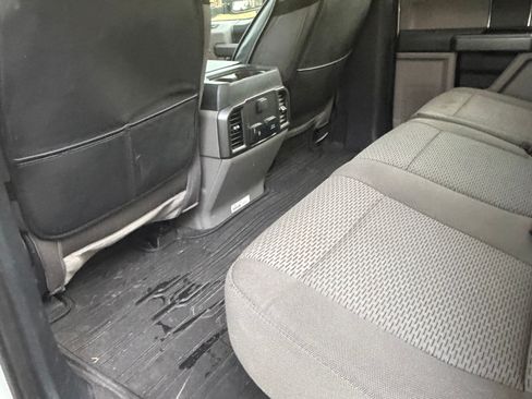 Used 2022 Ford F250 XLT w/ FX4 Off-Road Package AWD/4WD image 12