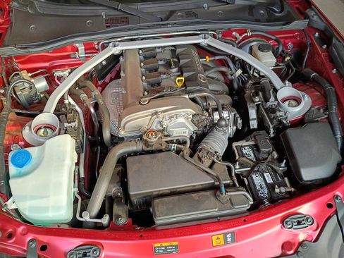 Used 2016 MAZDA MX-5 Miata Club w/ Brembo/BBS Package image 6