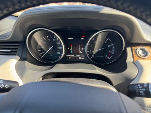 Used 2015 Land Rover Range Rover Evoque Prestige image 20