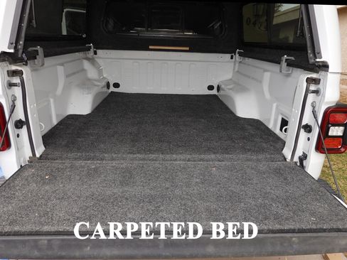 Used 2021 Jeep Gladiator Rubicon image 6